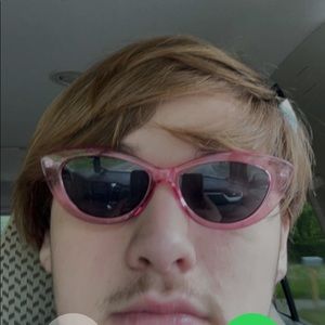 Meet your Posher, Jilli